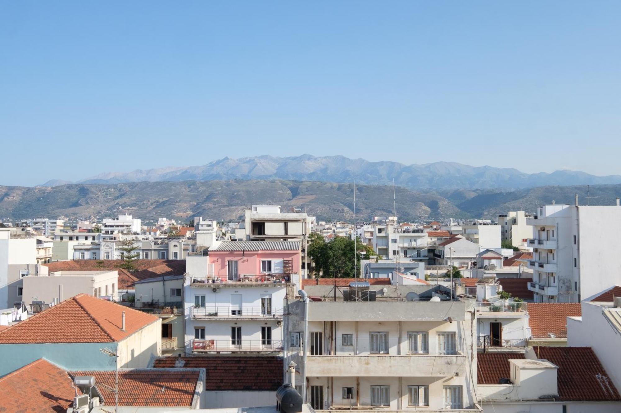 Sky-high 70sqm Penthouse W. Stunning Views - 05 Leilighet *